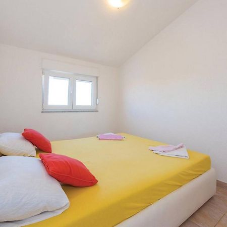 S&G Leko Apartmani Rogoznica Рогозниця Екстер'єр фото