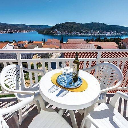 S&G Leko Apartmani Rogoznica Рогозниця Екстер'єр фото