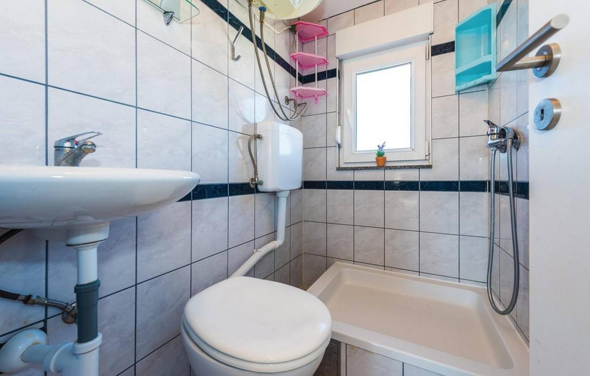 S&G Leko Apartmani Rogoznica Рогозниця Екстер'єр фото