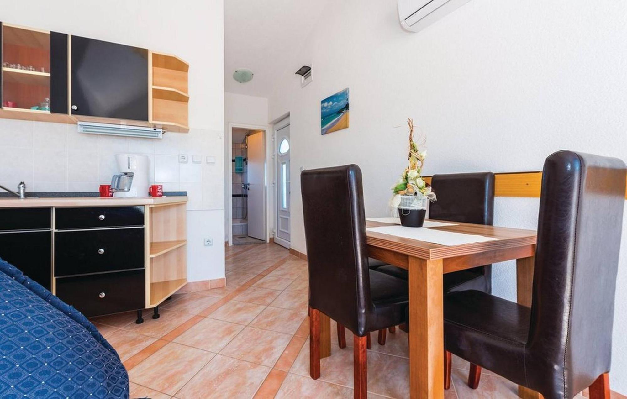 S&G Leko Apartmani Rogoznica Рогозниця Екстер'єр фото