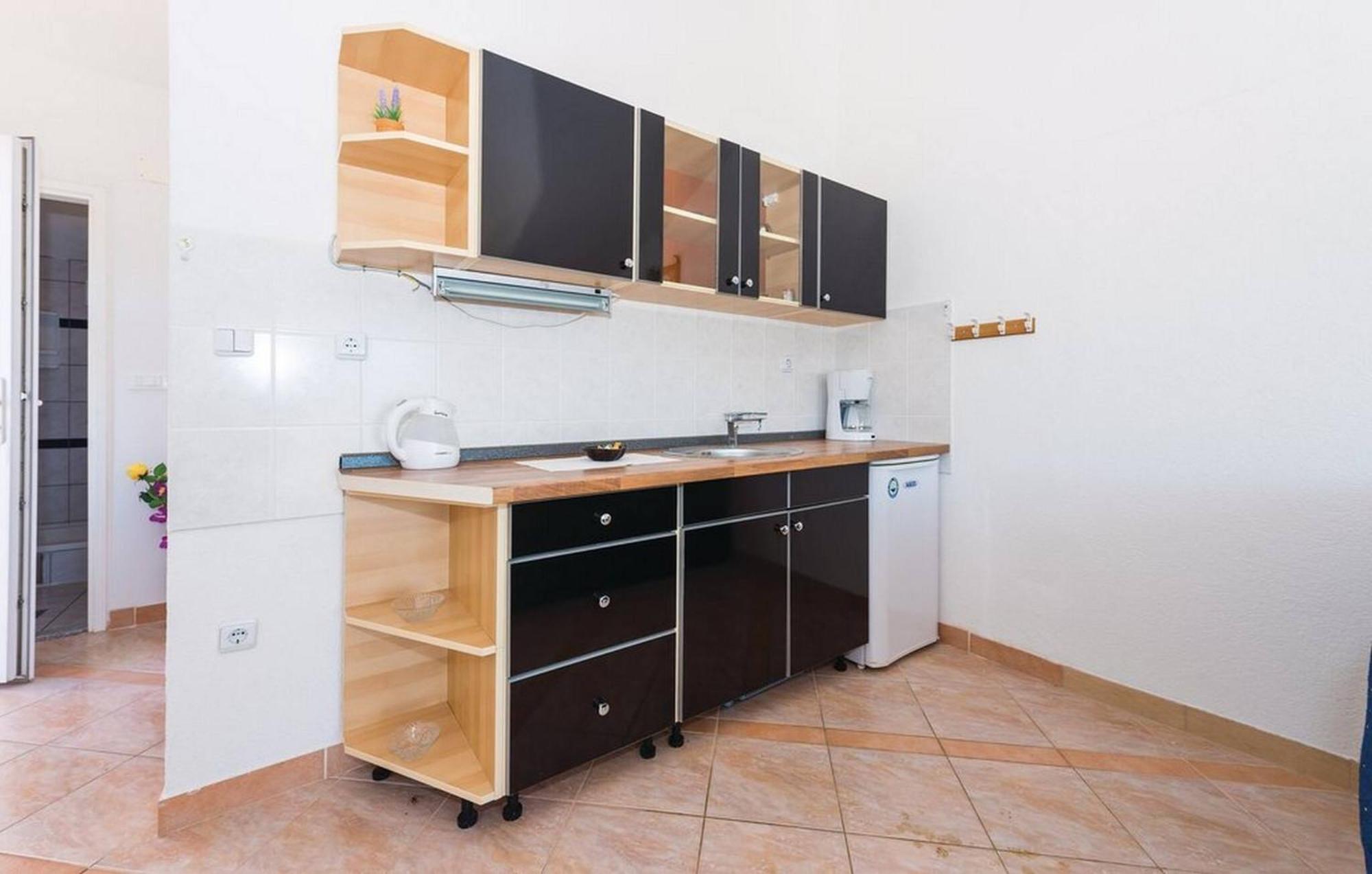 S&G Leko Apartmani Rogoznica Рогозниця Екстер'єр фото
