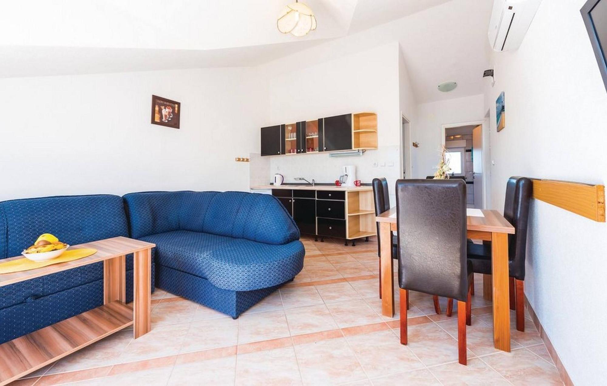 S&G Leko Apartmani Rogoznica Рогозниця Екстер'єр фото