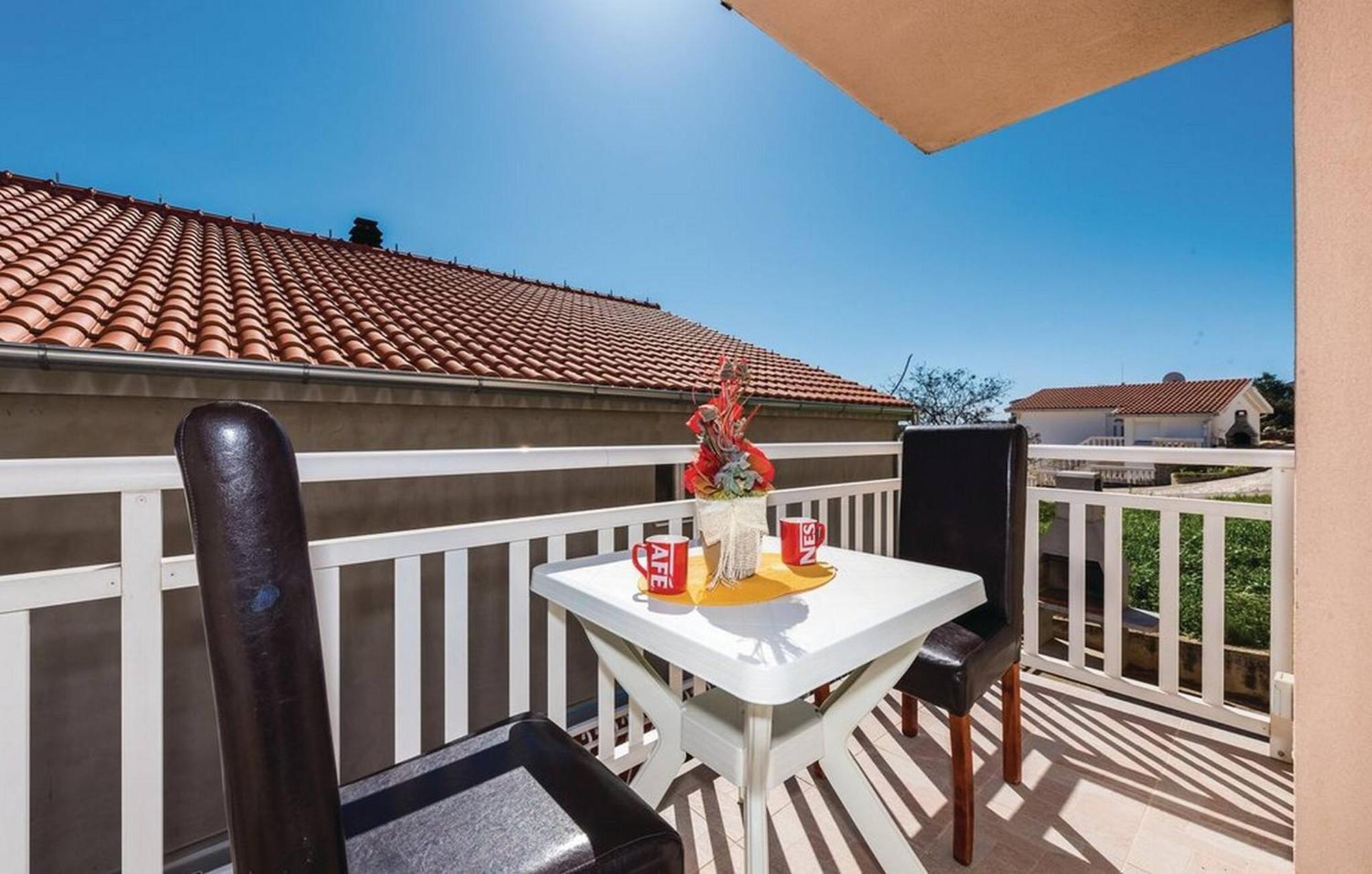 S&G Leko Apartmani Rogoznica Рогозниця Екстер'єр фото